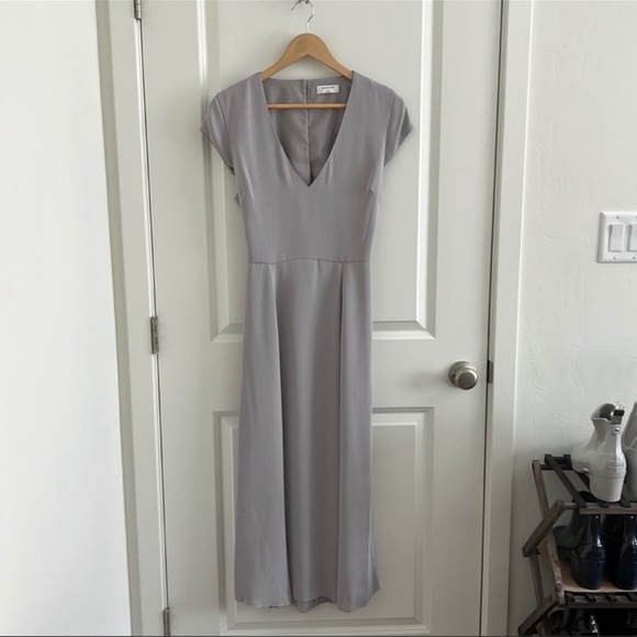 *SOLD* Aritzia Babaton Hamptons Dress - Gray / Grey - Picture 2 of 8